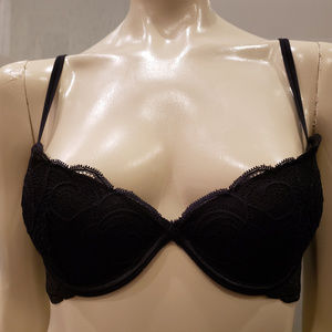 VS Black Floral Swirl Lace Pushup Bra - Size 34B